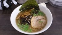 「香味徳黒_650円」@牛骨ラーメン 香味徳の写真