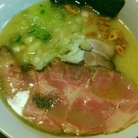 「洋風鶏パイタンin名古屋コーチン（大晦日30食限定）８００円」@麺処 門つるの写真