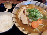 「野菜のスープカレーらーめん（大盛&小ライスサービス）780円」@北海道らぁめん 伝丸 我孫子店の写真