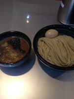 「半熟味玉 濃厚魚介つけ麺」@豚骨一燈の写真