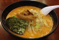 「辛っ風おやじ麺＋ライス(小)850円＋100円」@ラーメンおやじ 本店の写真