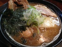 「磯玉らーめん750円+極トロ焼チャーシュ300円+餅100円」@麺処 福吉 本店の写真