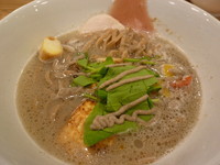 「キノコべジソバ」@ソラノイロ salt & mushroomの写真