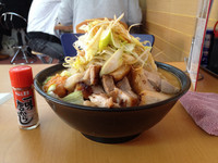 「みそ八郎ジャイアント+ネギ+肉(¥1280)」@ラーメン ノアの写真