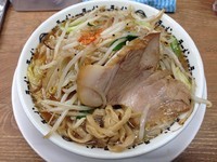 「野郎ラーメン（極太平打ち麺・固め）」@野郎ラーメン 浅草橋西口店の写真