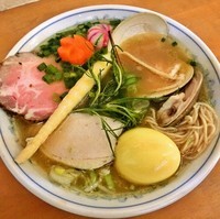 「1/3～1/5限定　新春丸地鶏黄金ラーメン（蛤いり）」@MENYA 食い味の道有楽の写真