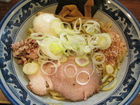 「油そば（並）+温玉　「750円+100円」」@兎に角 松戸店の写真