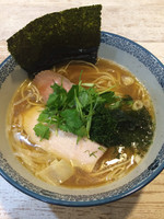 「気まぐれ限定 おさかなのしずく」@中華そば 四つ葉の写真