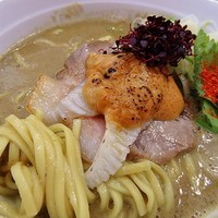 「肝トロ煮干ラーメン　880円」@ラーメン愉悦処 似星の写真