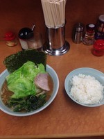 「ラーメン のり キャベツ」@家系中華蕎麦 家道の写真