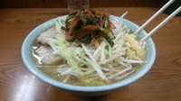 「小ラーメン+タマネギキムチ ニンニクアブラカラメ」@ラーメン二郎 亀戸店の写真