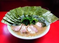 「中盛ラーメン 800円 のり増し 100円 味付玉子 100円」@横浜家系ラーメン 末広家の写真