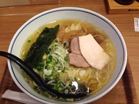 「純鶏塩ラーメン」@麺処直久 鷺沼店の写真