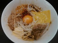 「まぜそば ￥750」@ジャンクガレッジ プレナ幕張店の写真