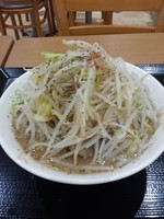 「ラーメン(大)野菜ちょい増し」@ジャンクガレッジ イオン北戸田店の写真