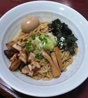 「【限定】梅山豚の油そば650円＋辛肉味噌ハーフ50円」@麺屋 むじゃきの写真
