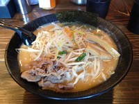 「味噌らぁめん 大盛無料」@麺処くるりの写真