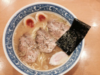 「特製中華そば」@中華そば 青葉 学芸大学店の写真