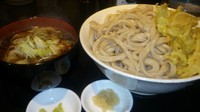 「肉汁うどん（つけ）+大盛り+玉ねぎ天ぷら」@肉汁や ZEROの写真