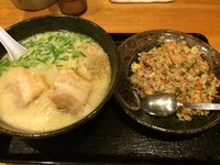 「チャーハンセット／￥840」@東龍軒 銀座三丁目店の写真