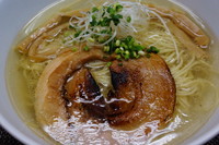 「塩らぁ麺」@麺や金時の写真