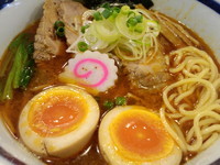 「辛味味玉中華そば【中太麺】（８５０円）」@中華そば 志の田の写真