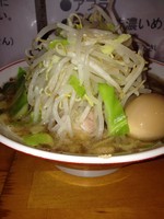「小ラーメン 650円麺少な目」@豚星。の写真
