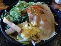 「【冬限定】赤鬼みそ　にんにくあり：辛さＬｖ３　（大盛：無料）」@豚のさんぽ 大町駅前店の写真