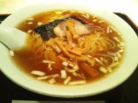 「ラーメン450円」@上海ピーマンの写真