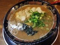「とんこつラーメン」@無鉄砲 大阪店の写真