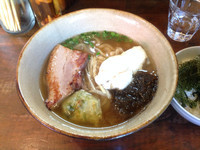 「長寿三大すば 750円」@首里製麺の写真