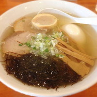 「塩ラーメン 玉子 生ふのり」@函館塩ラーメン 五稜郭の写真