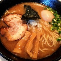 「味玉鶏将らーめん」@濃厚ら－めん 鶏将 TORISYOの写真
