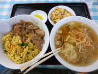 「ラーメンスタミナ丼セット(800円)」@大興飯店の写真