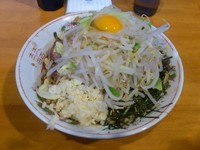 「小ラーメン汁無し　ニンニク」@豚星。の写真