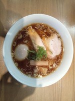 「味玉醤油ラーメン」@ラーメン屋 トイ・ボックスの写真
