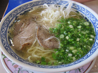 「牛骨らーめん」@餃子の王将 戸塚駅西口店の写真