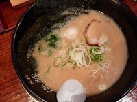 「豚骨らーめん＋のり」@西新 海豚やの写真