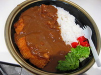 「かつカレー￥１，０００」@ロイヤルガーデンコートの写真