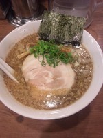 「背脂煮干しらぁめん（太麺）」@らぁめん 泰然の写真