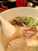 「白丸」@一風堂 湘南SEASIDEの写真