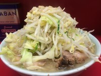 「小ラーメン （ﾆﾝﾆｸ ﾔｻｲ ｱﾌﾞﾗ ）」@ラーメン二郎 中山駅前店の写真