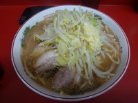 「ラーメン（ニンニク）¥650」@ラーメン二郎 湘南藤沢店の写真