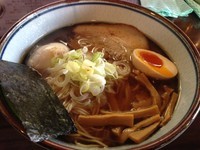 「中華そば淡麗 しょうゆ 大盛り＋味玉」@中華蕎麦 はし本の写真