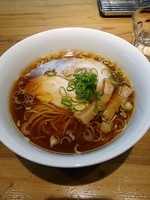 「醤油ラーメン」@ラーメン屋 トイ・ボックスの写真