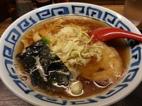 「煮干らーめん（３９０円）」@そば新 蒲田西口店の写真