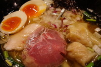 「特製塩煮干し（初日限定４０食）＋大盛＋煮干しご飯」@饗 くろ㐂の写真