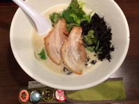 「こってりラーメン」@みなとや神戸 大阪駅前第3ビル店の写真