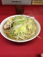 「らーめん小」@ラーメン二郎 千住大橋駅前店の写真