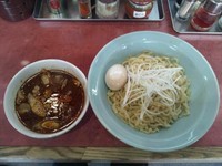 「辛みそ肉つけめん(あつもり)＋半熟味玉」@ニューラーメンショップ 大宮東口店の写真